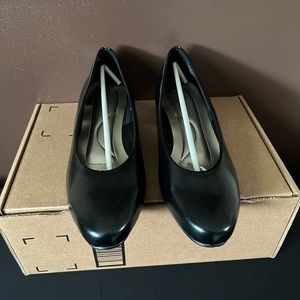 Soft Styles Women's Angel Ii Pump Sz 9.5 M